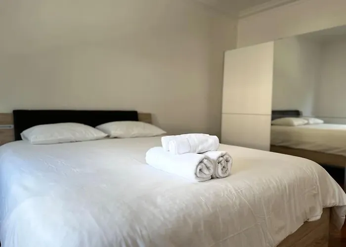 Con Balcon En El Centro Διαμέρισμα *