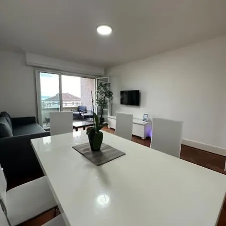 Con Balcon En El Centro 아파트